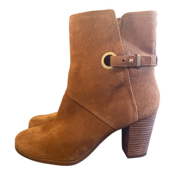 Koolaburra Ugg Chestnut Brown Suede Samiah Buckle Ankle  Heeled Bootie Size: 9 - Picture 6 of 9